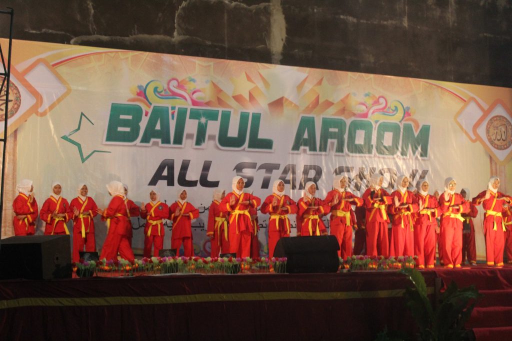 Baitul Arqom All Star Show, Ajang Rekreatif Bagi Siswi Pondok Putri
