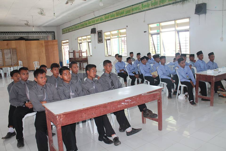 Kunjungan Silaturahmi Pondok Pesantren Mathlabul Ulum Sumenep Madura Di Pondok Pesantren Baitul Arqom Balung