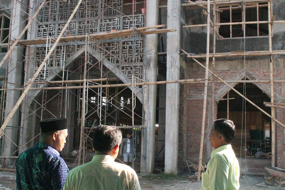 Kunjungan Silaturahmi Pondok Pesantren Mathlabul Ulum Sumenep Madura Di Pondok Pesantren Baitul Arqom Balung
