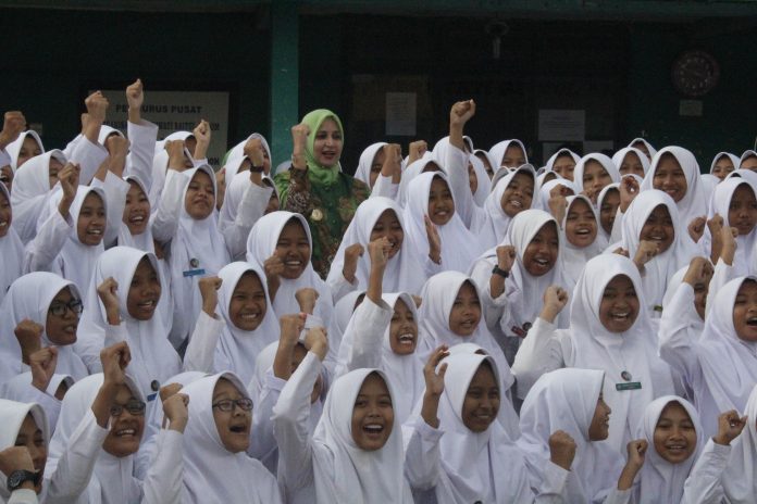 pondok jember , pesantren jember , kiai jember , santri jember , baitul arqom , darussalam gontor , santri gontor ,