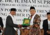 Bapak Pimpinan Pondok Sampaikan Terimakasih Kepada Guru Besar Prof. Dr. H. Imam Suprayogo