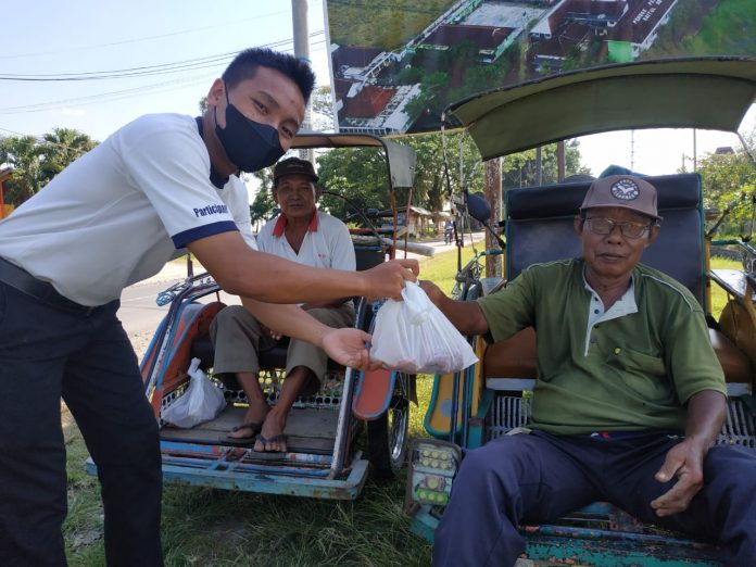 dokumentasi sederhana distribusi qurban. 