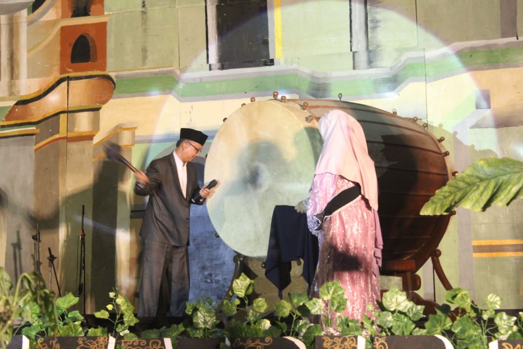 Panggung Gembira Pondok Pesantren Baitul Arqom