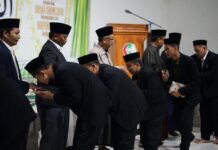 Adab Santri Terhadap Guru dalam Dunia Pesantren