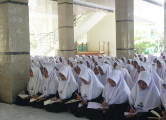 7 Alasan Anak Sebaiknya Pernah Mondok Di Pesantren