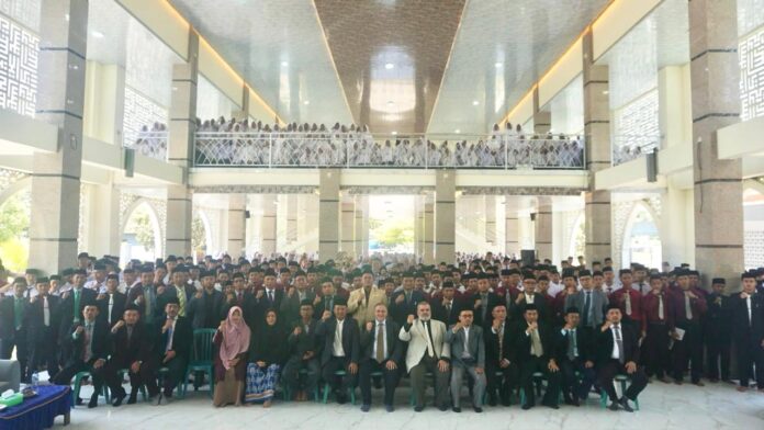 Kunjungan Prof. Mustofa Dasuki Kasbah Pakar Ekonomi Islam Internasional dan Dr. Yamani dari Mesir ke Baitul Arqom